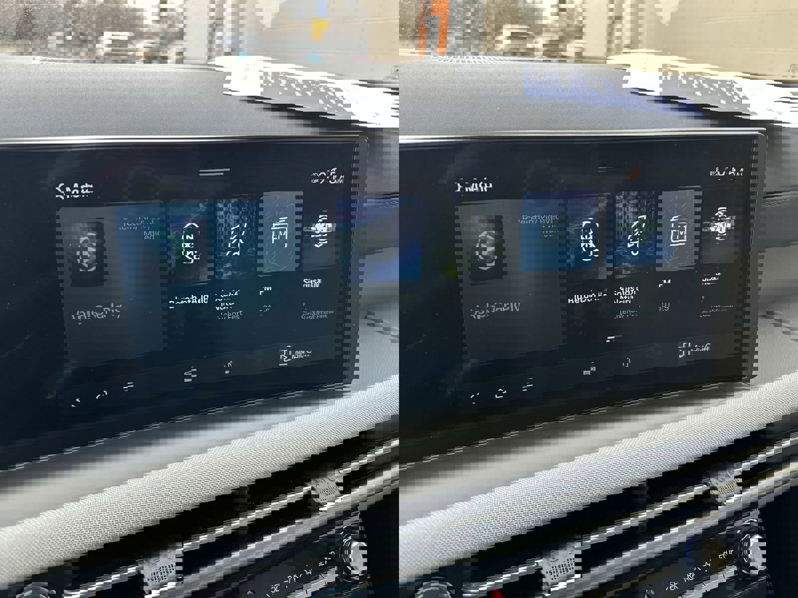 Used 2025 Hyundai Tucson Limited image 13