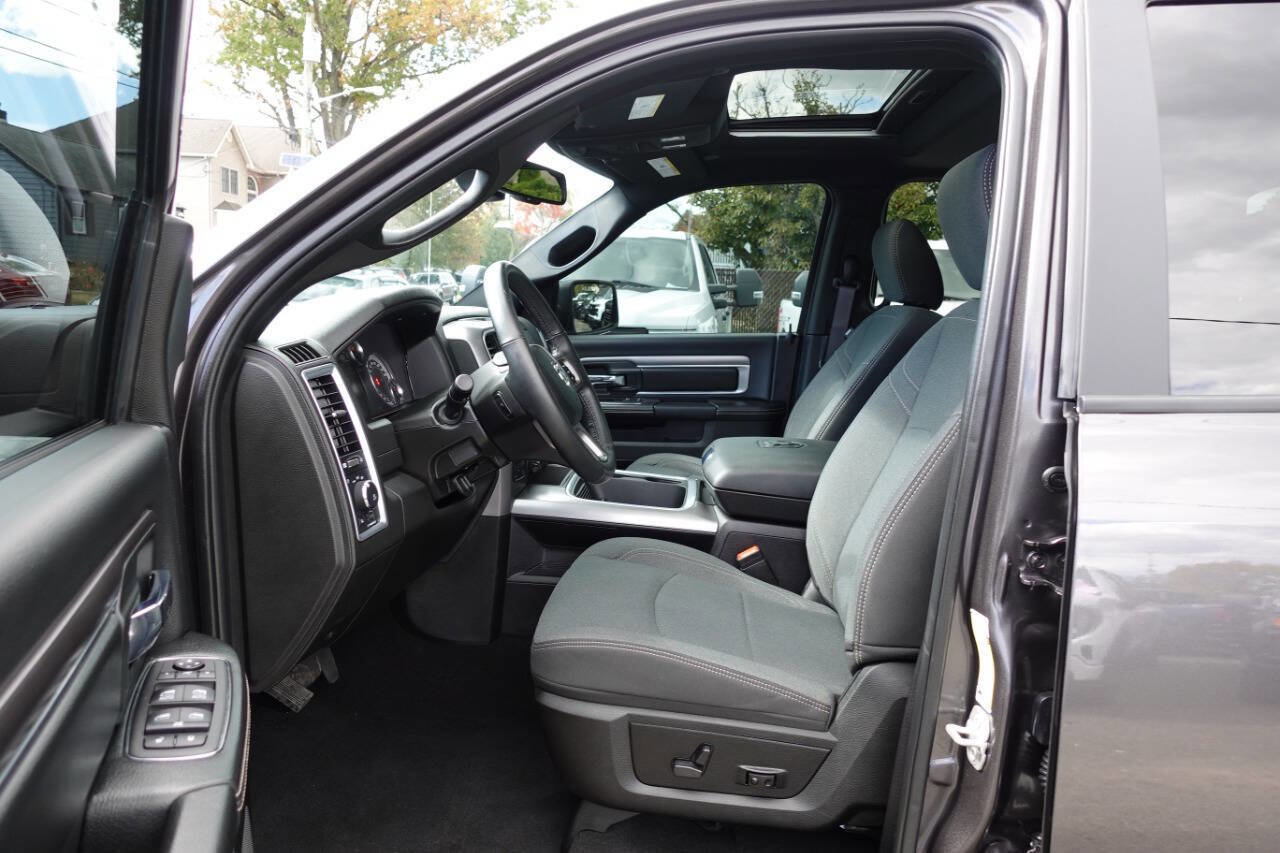Used 2023 RAM 1500 Classic Warlock image 18