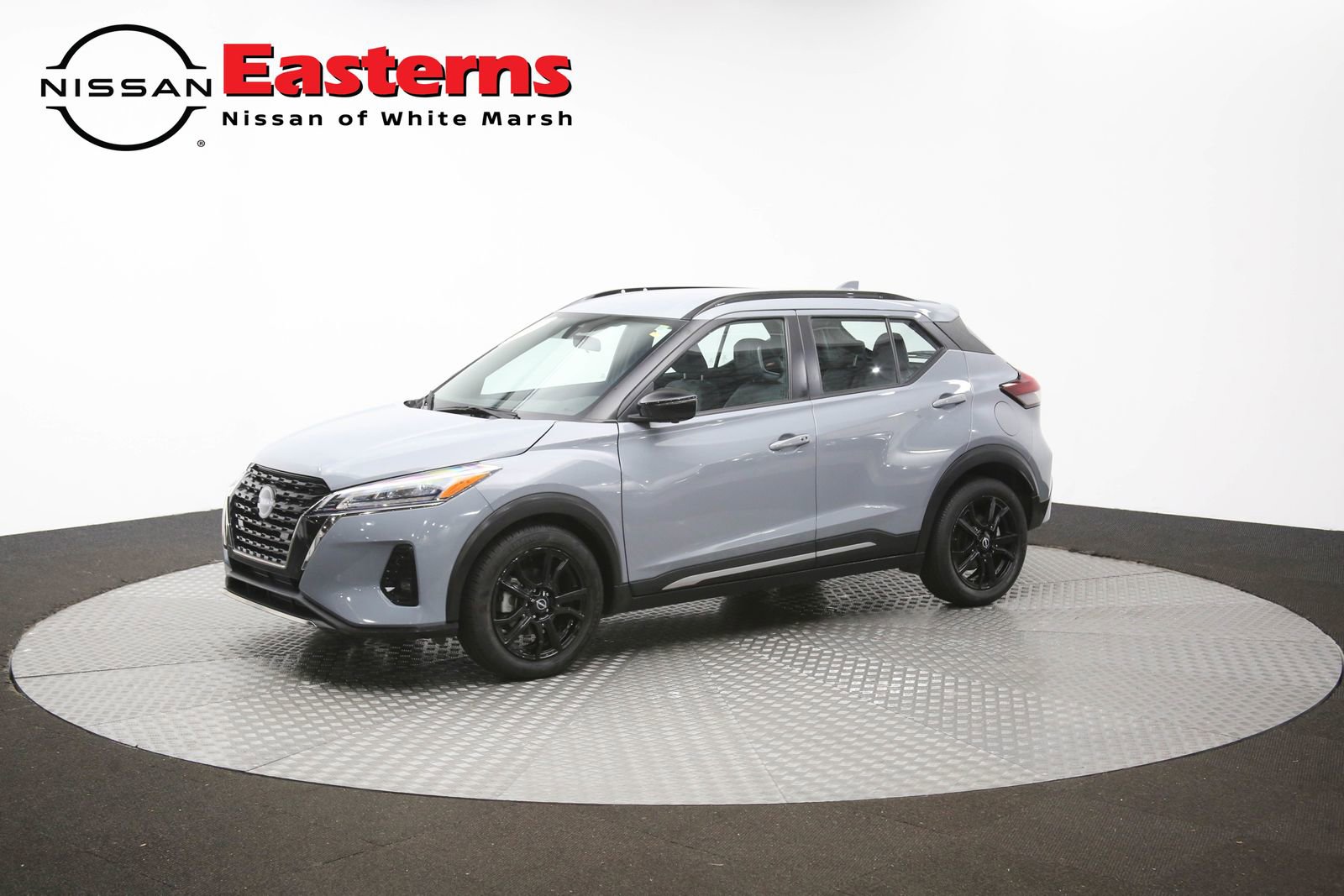 Used 2023 Nissan Kicks SR w/ SR Premium Package FWD image 56