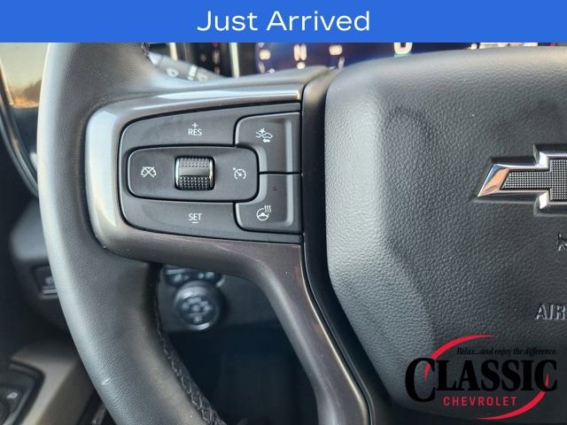 Used 2024 Chevrolet Silverado 2500 ZR2 w/ Technology Package image 40