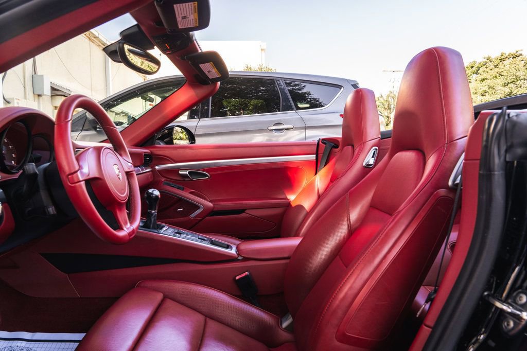 Used 2015 Porsche 911 Carrera image 15