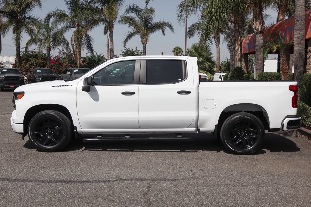 Used 2023 Chevrolet Silverado 1500 Custom w/ LPO, Dark Essentials Package RWD image 5
