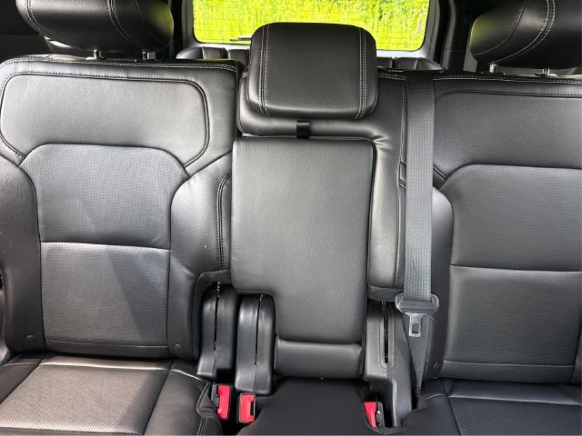 Certified 2018 Ford Explorer Limited w/ Equipment Group 301A AWD/4WD image 23