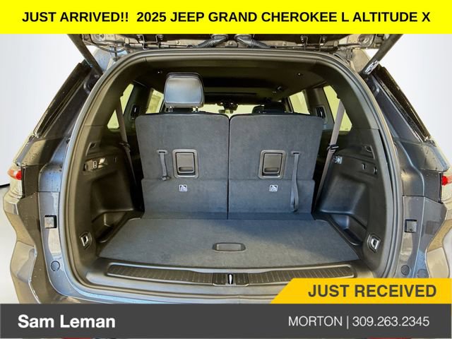 New 2025 Jeep Grand Cherokee L Altitude image 26