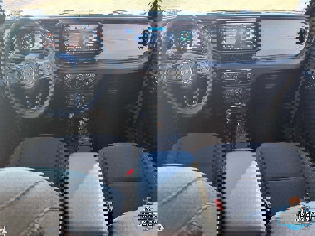 Certified 2025 Jeep Wrangler Sport S image 26