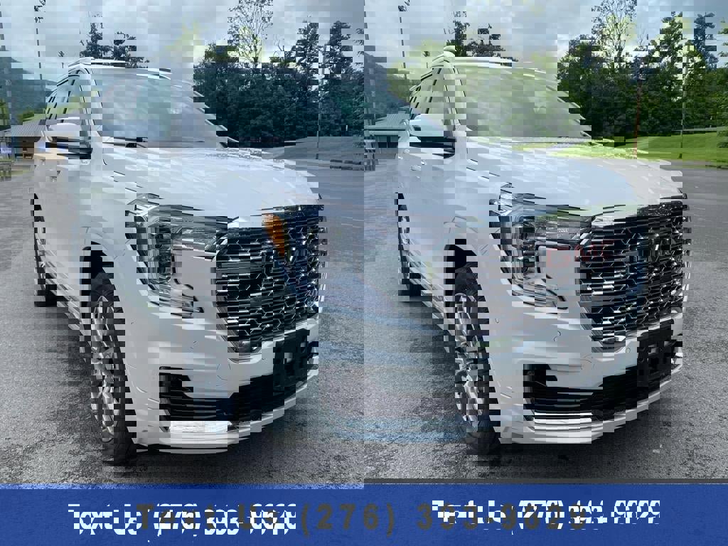Used 2022 GMC Terrain Denali w/ Denali Premium Package