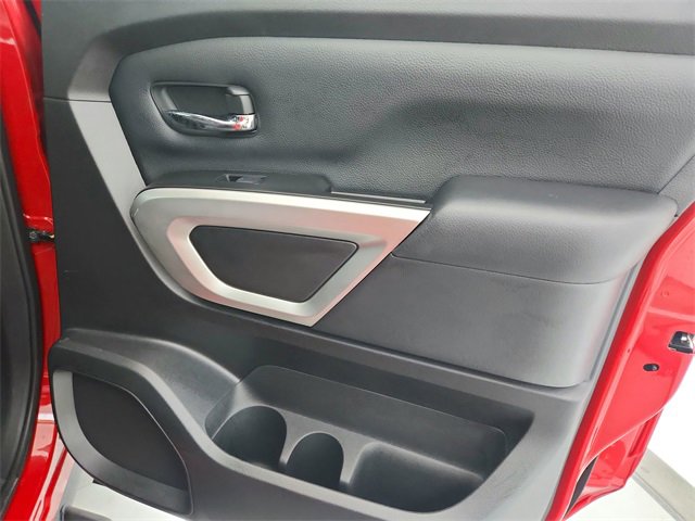 Used 2024 Nissan Titan SV w/ SV Convenience Package image 36