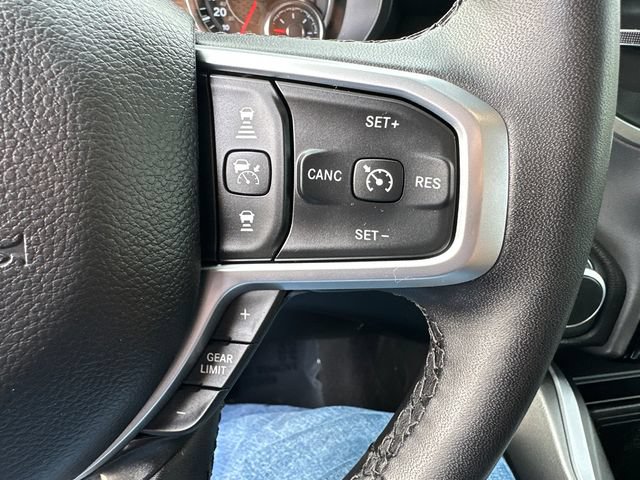 Used 2025 RAM 1500 Big Horn AWD/4WD image 36