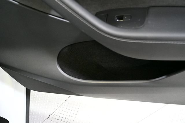 Used 2023 Tesla Model Y Long Range AWD/4WD image 59