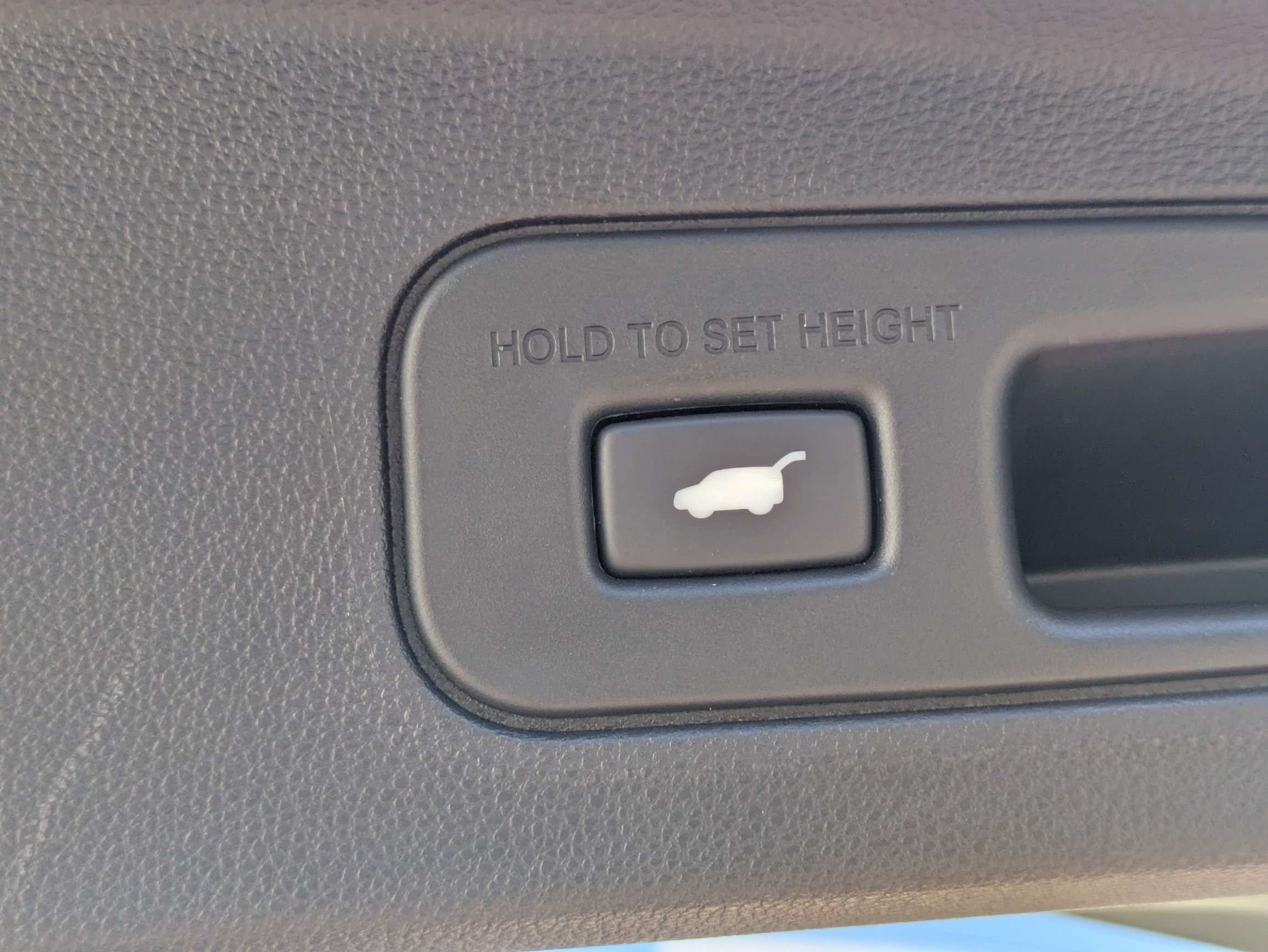 Used 2024 Acura MDX w/ Technology Package FWD image 20