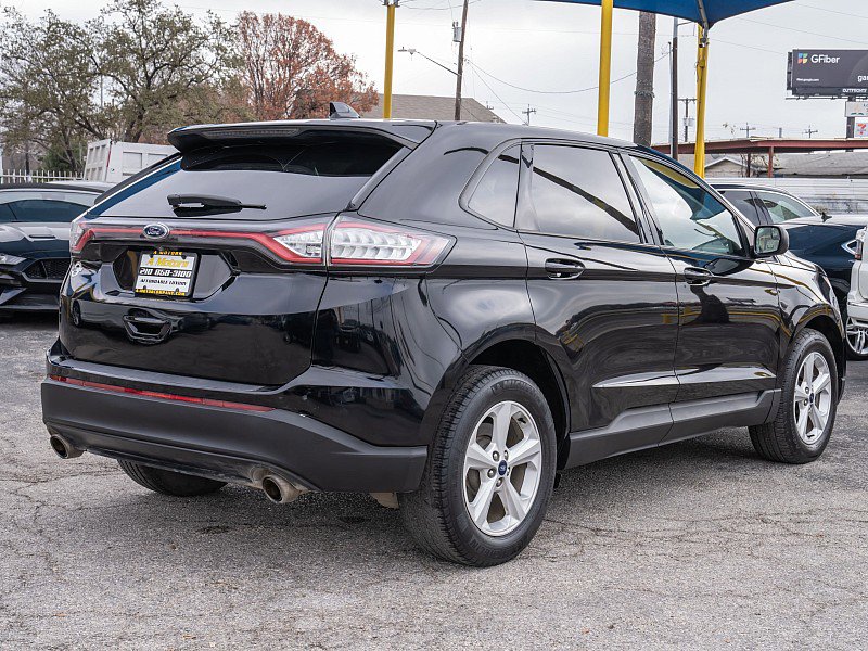 Used 2018 Ford Edge SE w/ Cargo Accessory Package image 5