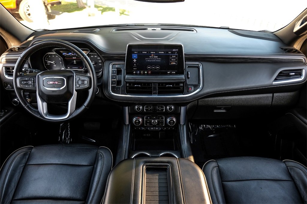 Used 2021 GMC Yukon XL SLT image 10