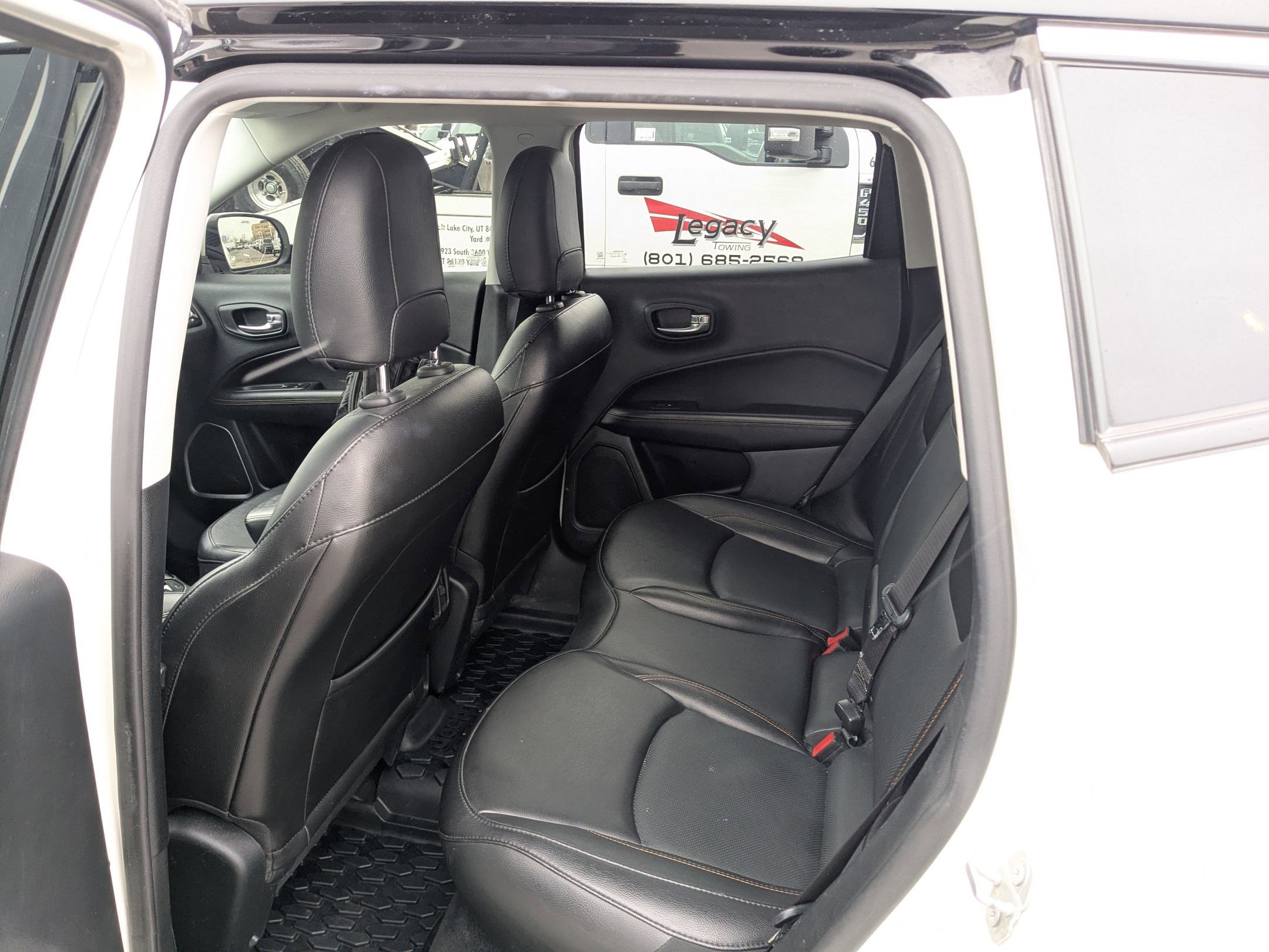 Used 2020 Jeep Compass Limited AWD/4WD image 29