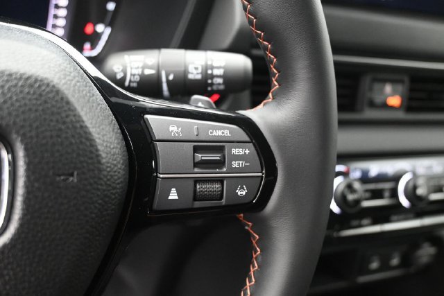 New 2026 Honda Pilot Sport image 9