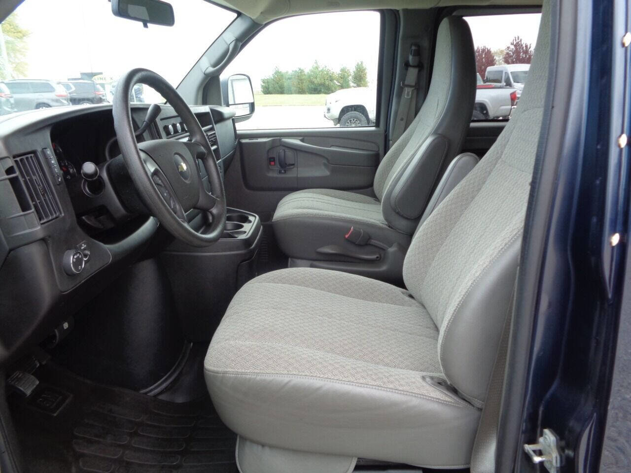 Used 2014 Chevrolet Express 1500 LT w/ LT Preferred Equipment Group image 26