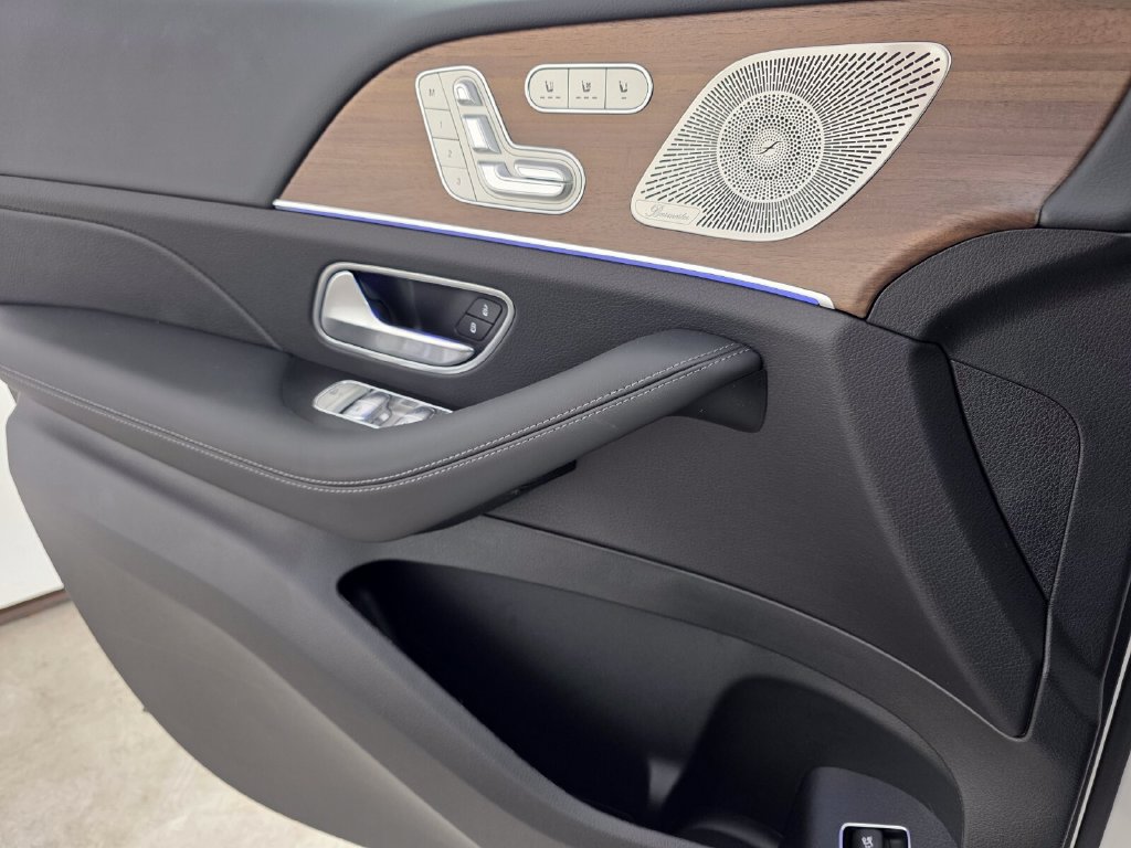 New 2026 Mercedes-Benz GLE 450 4MATIC image 16