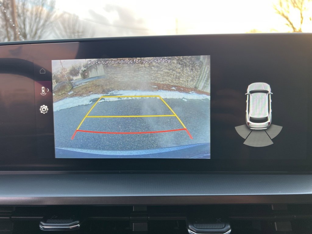 Used 2023 Kia Telluride LX image 21