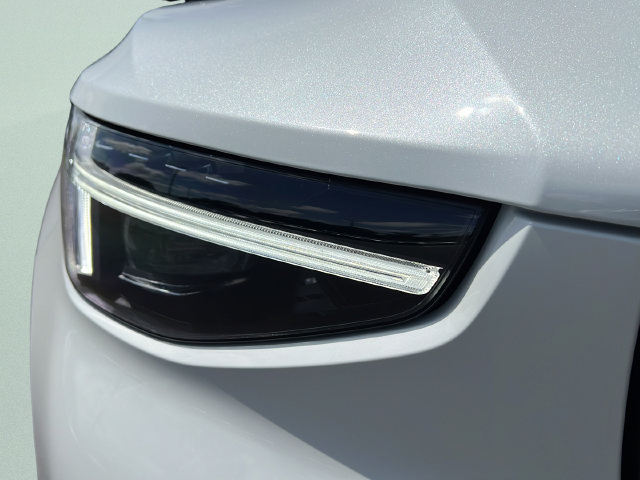 New 2026 Volvo XC40 B5 Plus w/ Protection Package Premier AWD/4WD image 25