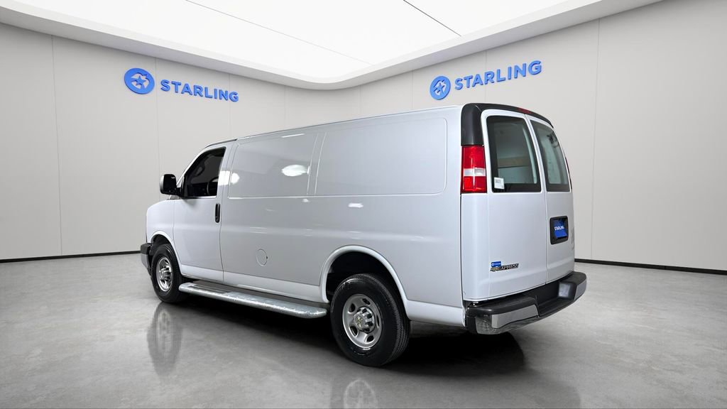 Used 2024 Chevrolet Express 2500 w/ Driver Convenience Package image 5