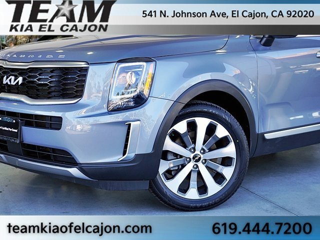 Certified 2022 Kia Telluride S image 3