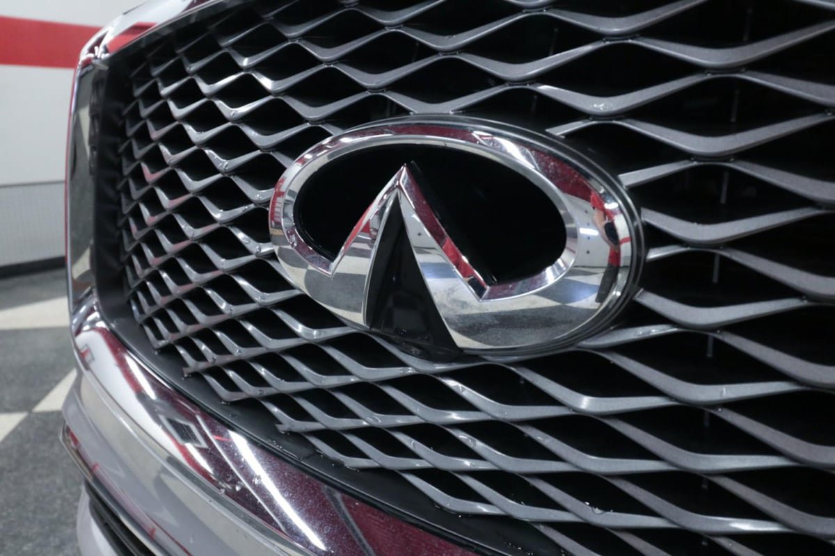 Used 2023 INFINITI QX80 Luxe w/ Cargo Package RWD image 38