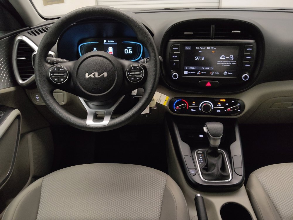 Used 2025 Kia Soul LX image 22