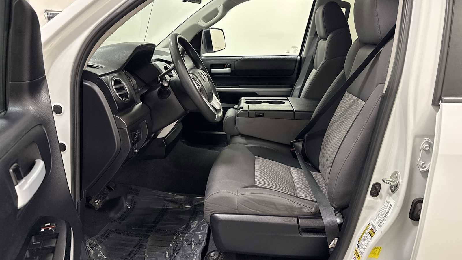 Certified 2016 Toyota Tundra SR5 image 13