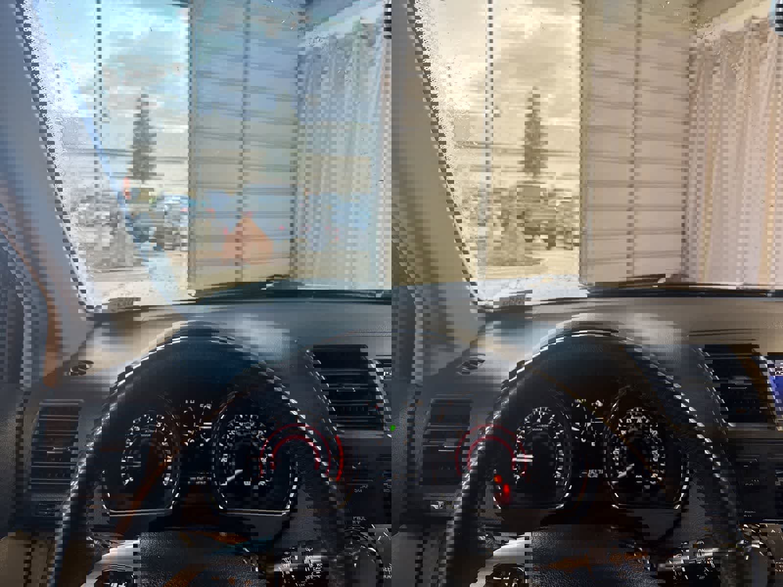 Used 2012 Toyota Highlander SE image 21