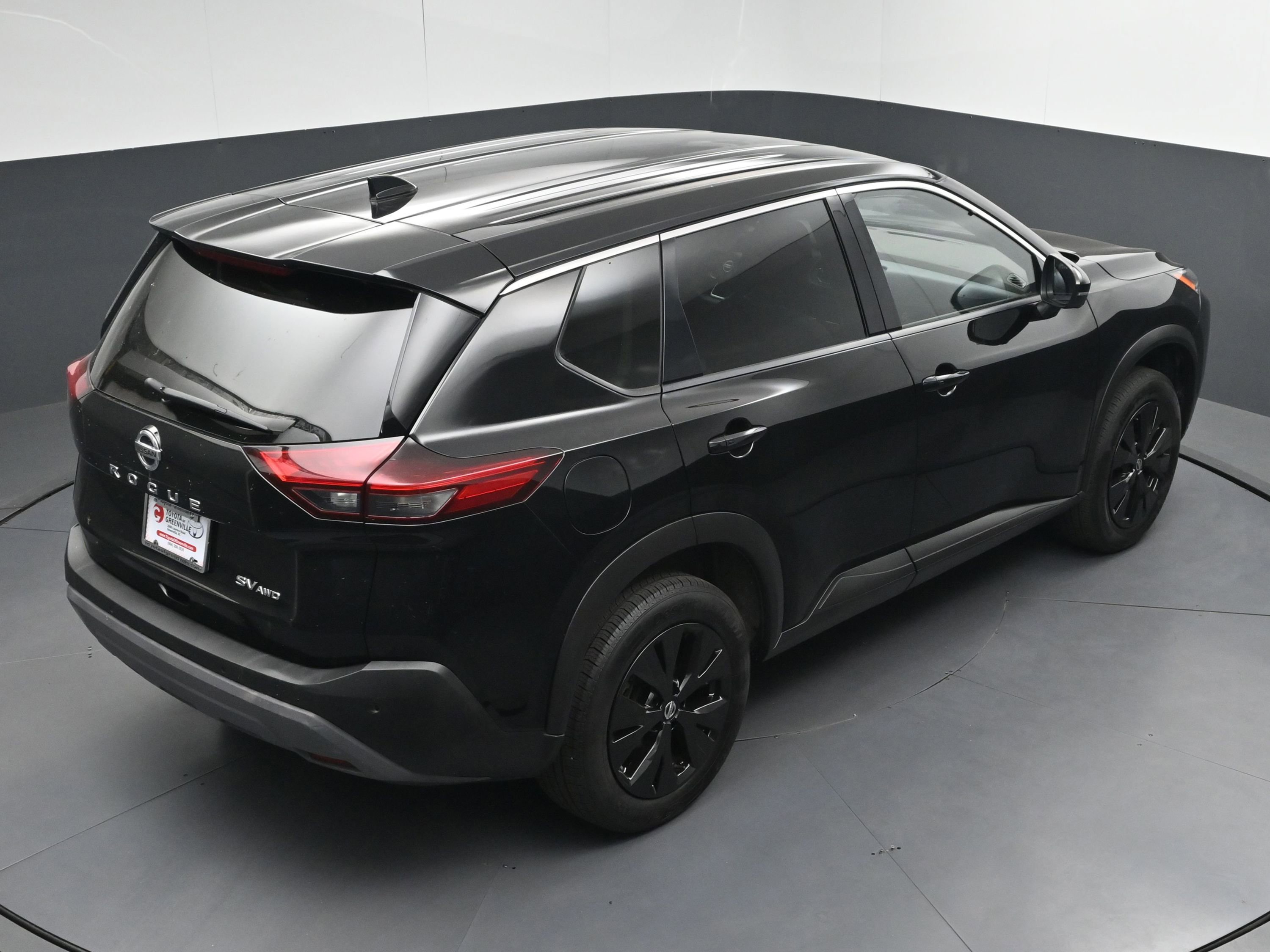 Used 2021 Nissan Rogue SV image 35