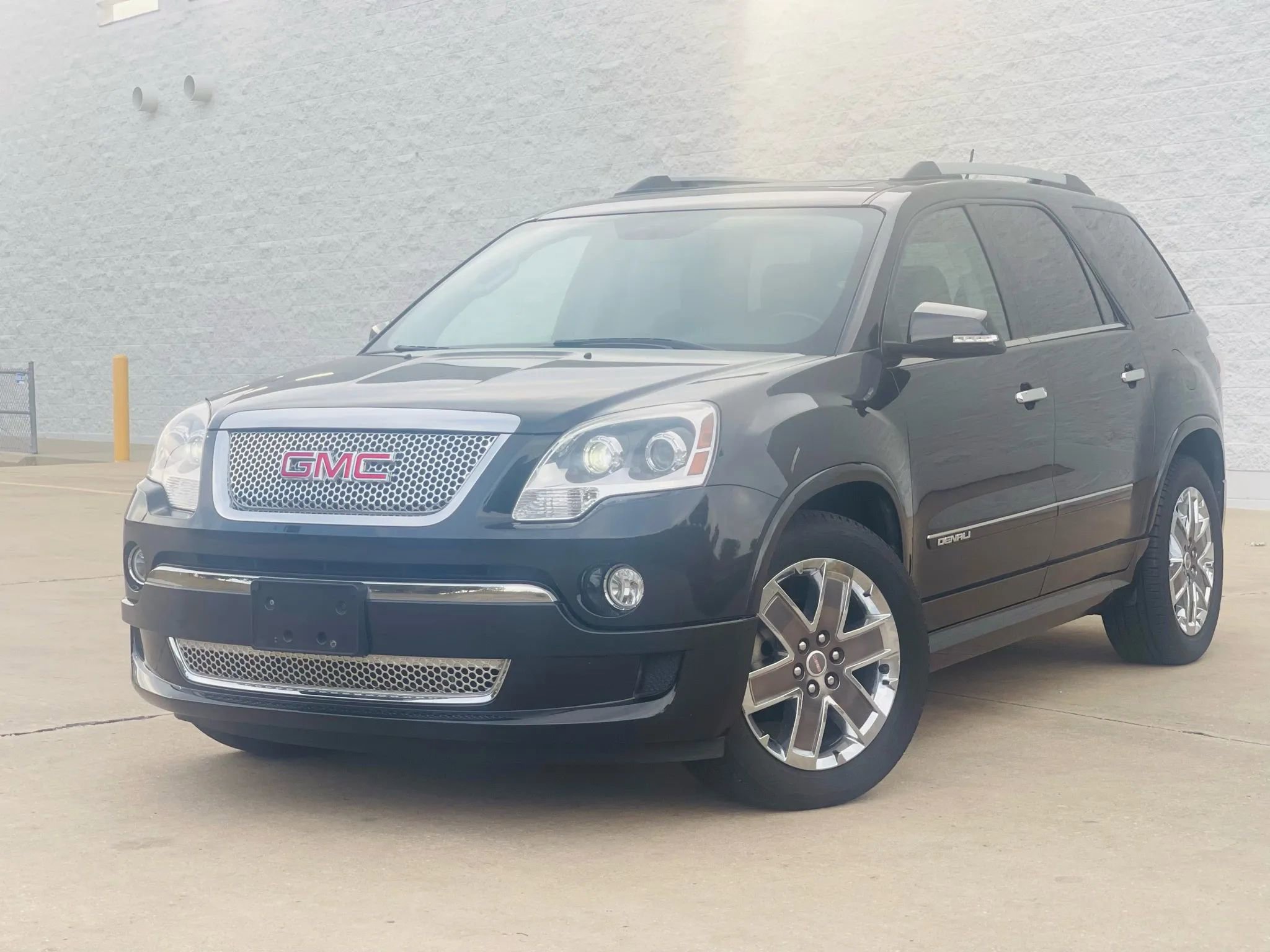 Used 2012 GMC Acadia Denali
