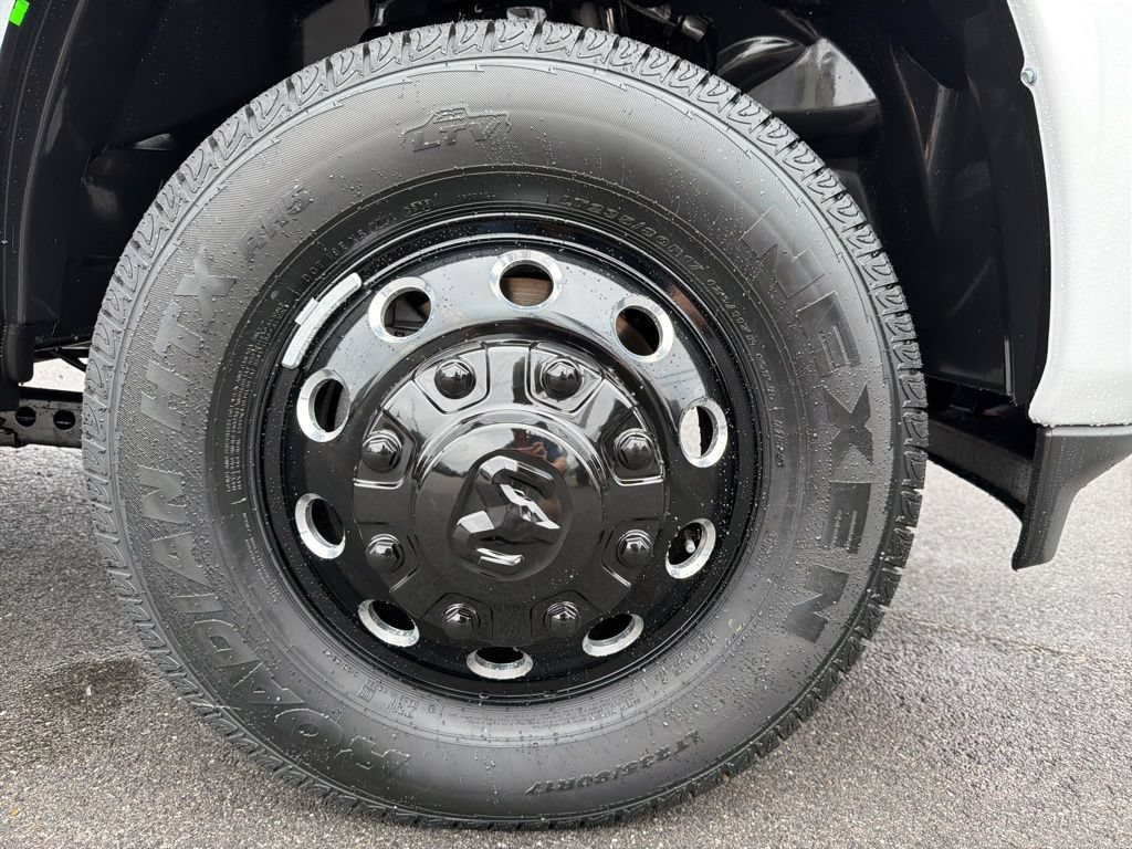 New 2026 RAM 3500 Laramie AWD/4WD image 11