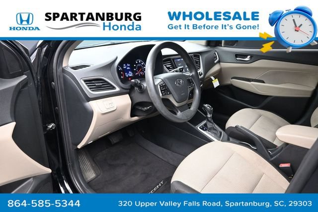 Used 2022 Hyundai Accent SEL FWD image 12