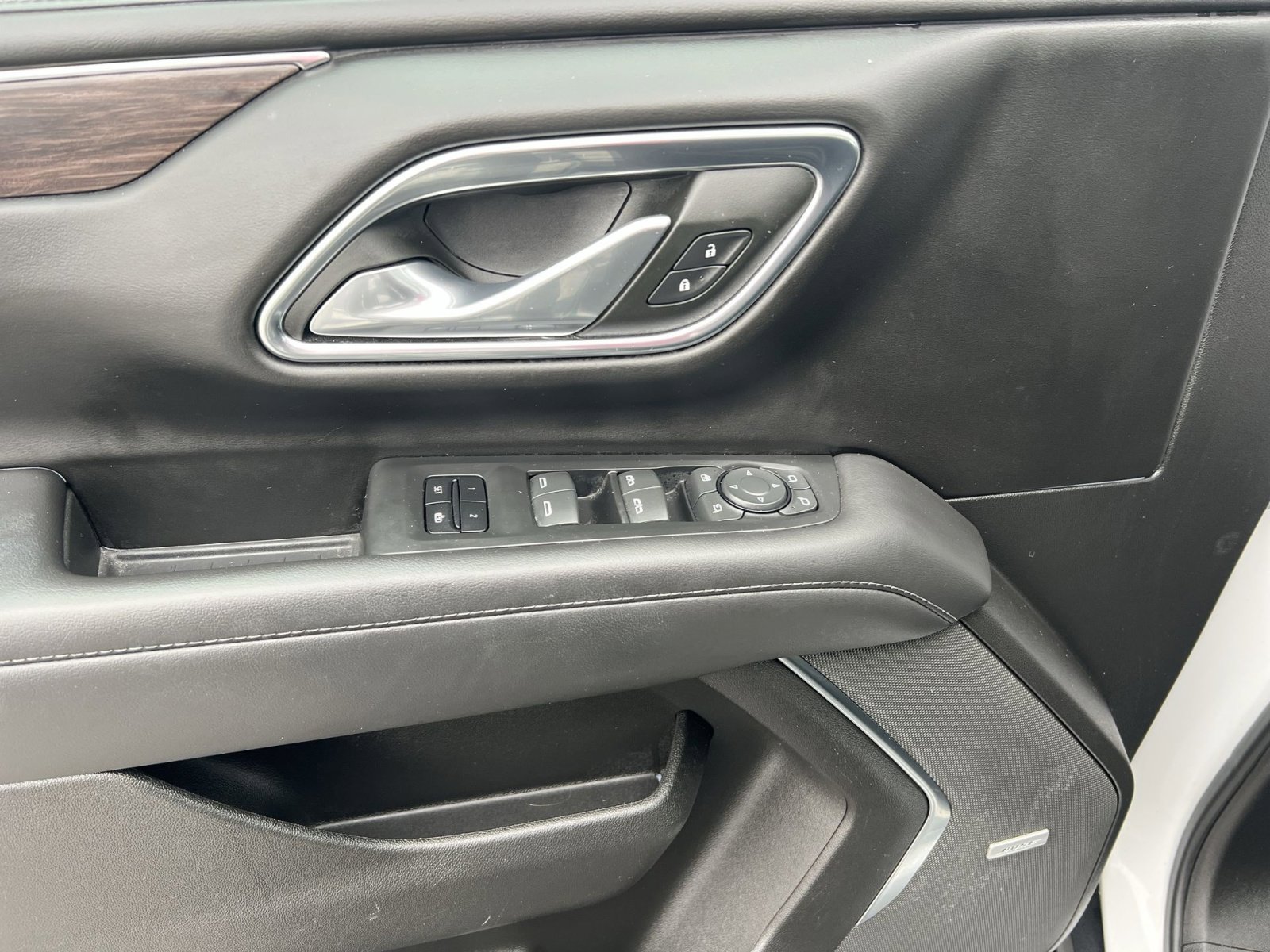 Used 2023 Chevrolet Tahoe Z71 w/ Luxury Package image 15