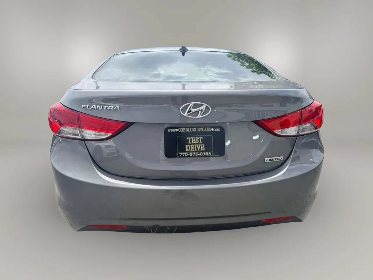 Used 2012 Hyundai Elantra Limited FWD image 8