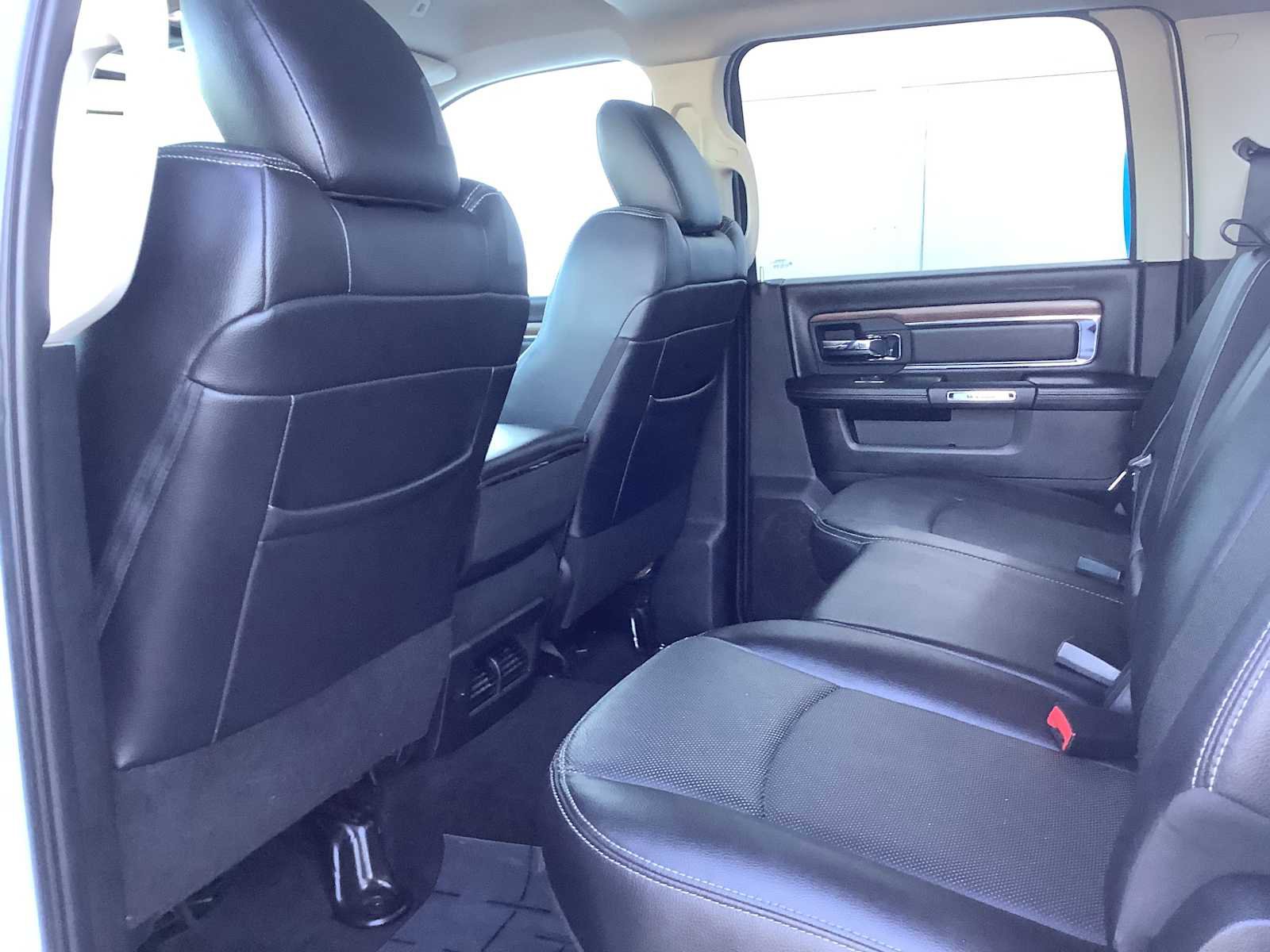 Used 2017 RAM 2500 Laramie w/ Convenience Group AWD/4WD image 12