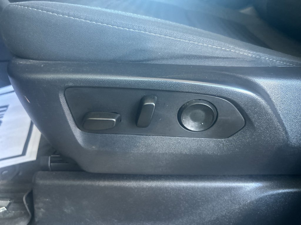 Used 2023 Chevrolet Silverado 1500 RST w/ Z71 Off-Road Package image 20