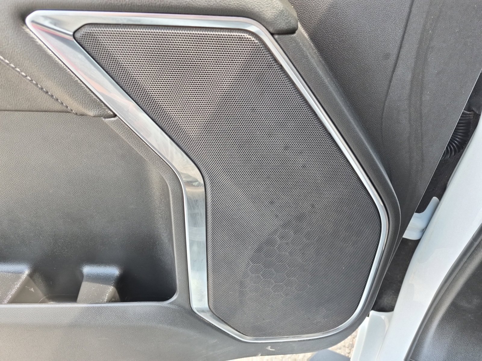 Used 2024 GMC Sierra 1500 Elevation image 26