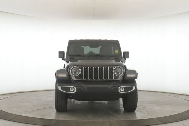 Used 2025 Jeep Wrangler Unlimited Sahara image 12