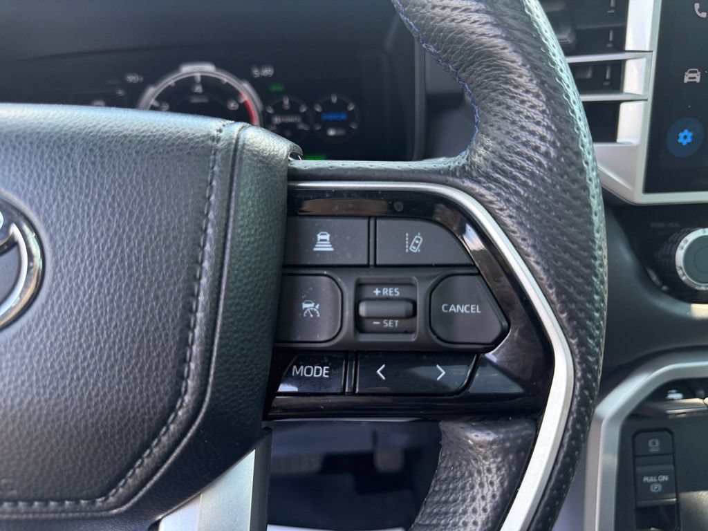 Used 2024 Toyota Tundra Platinum AWD/4WD image 35