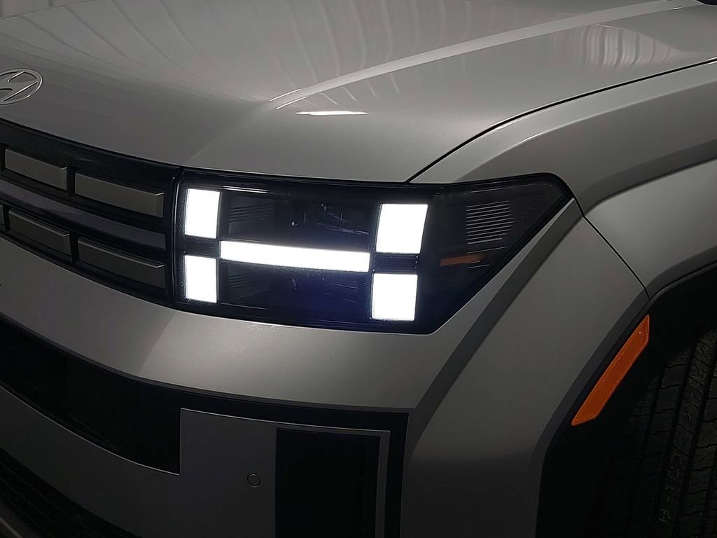 Used 2025 Hyundai Santa Fe SEL image 33