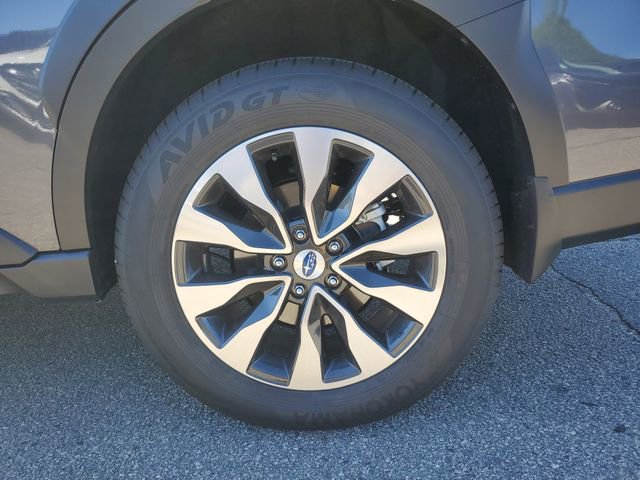 Used 2025 Subaru Outback Limited image 11