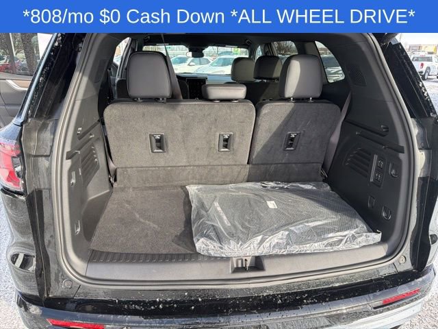 Used 2025 GMC Acadia Denali w/ LPO, Floor Liner Package image 21