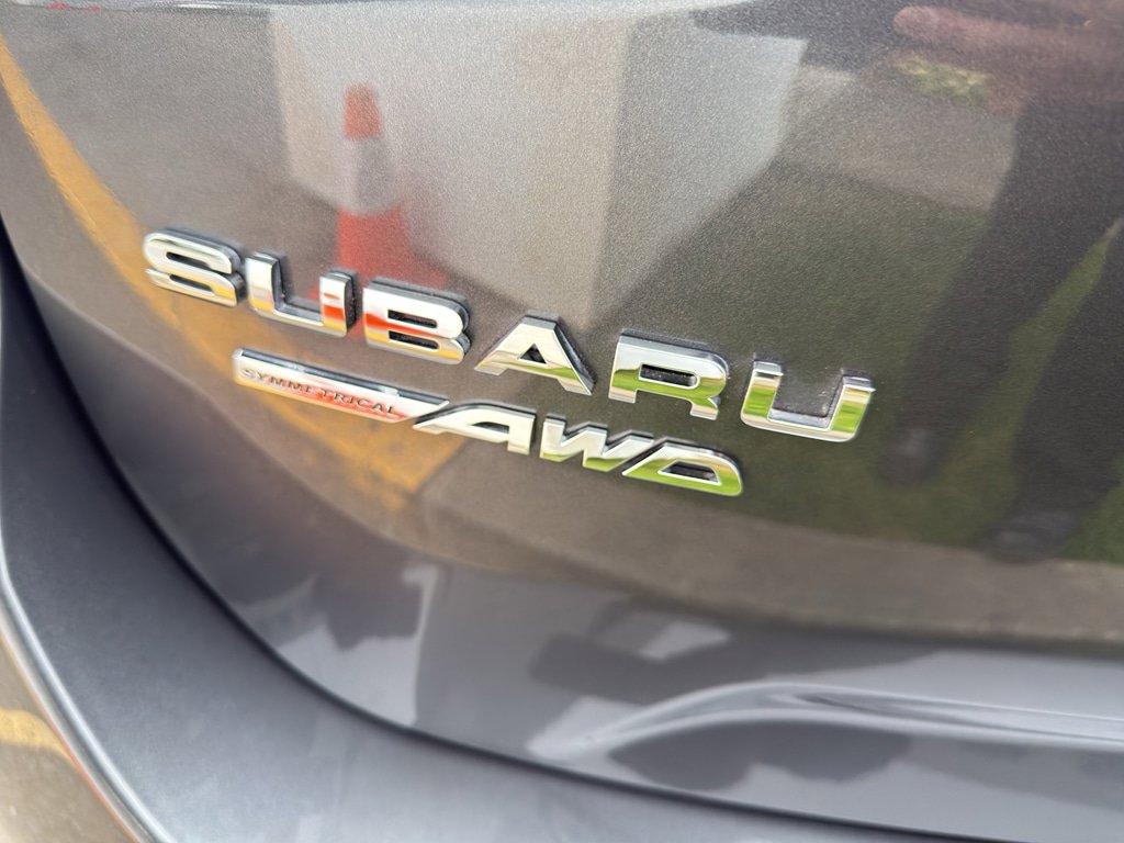 Used 2022 Subaru Forester Limited AWD/4WD image 5