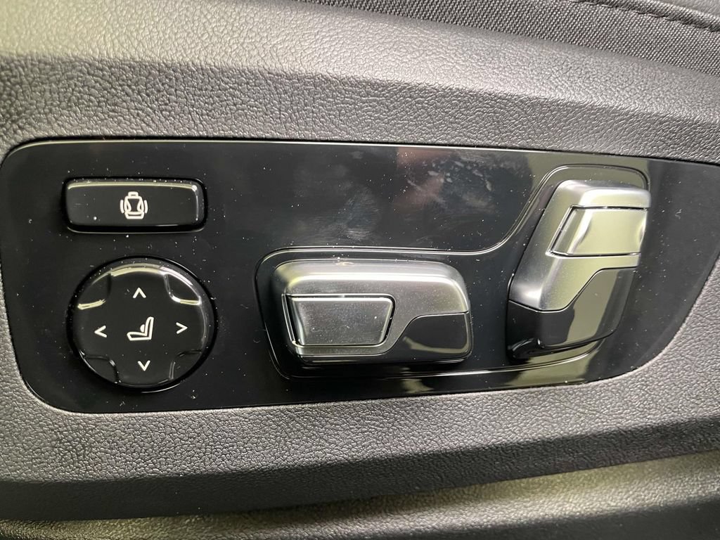 New 2026 BMW X6 xDrive40i AWD/4WD image 14