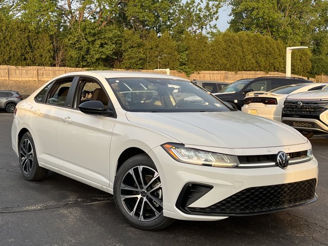 New 2026 Volkswagen Jetta Sport FWD image 2