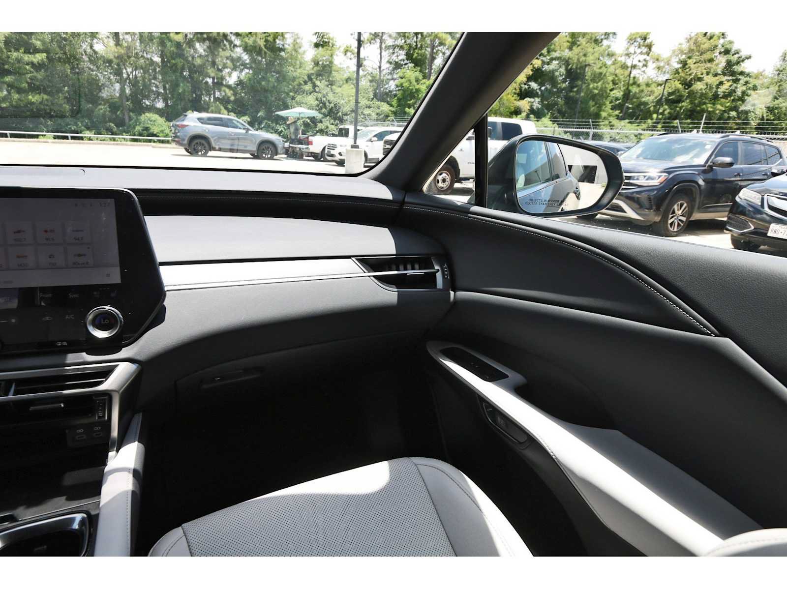 Used 2024 Lexus RX 350 Premium w/ Convenience Package FWD image 8
