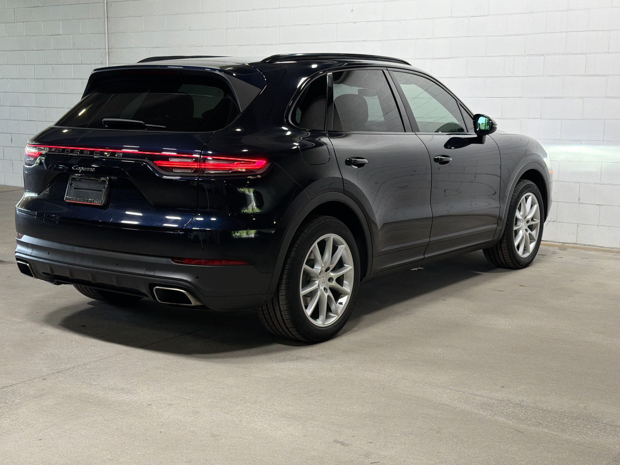 Certified 2020 Porsche Cayenne AWD/4WD image 7