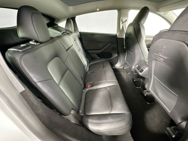 Used 2023 Tesla Model Y Performance image 24