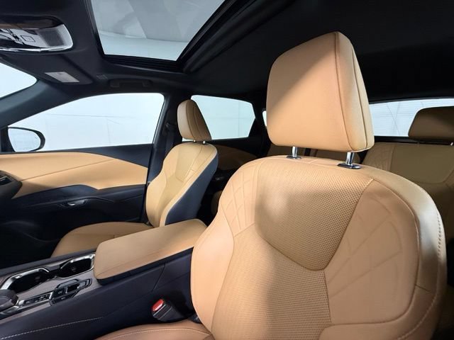 Used 2025 Lexus RX 350 Premium w/ Accessory Package (Z1) FWD image 15