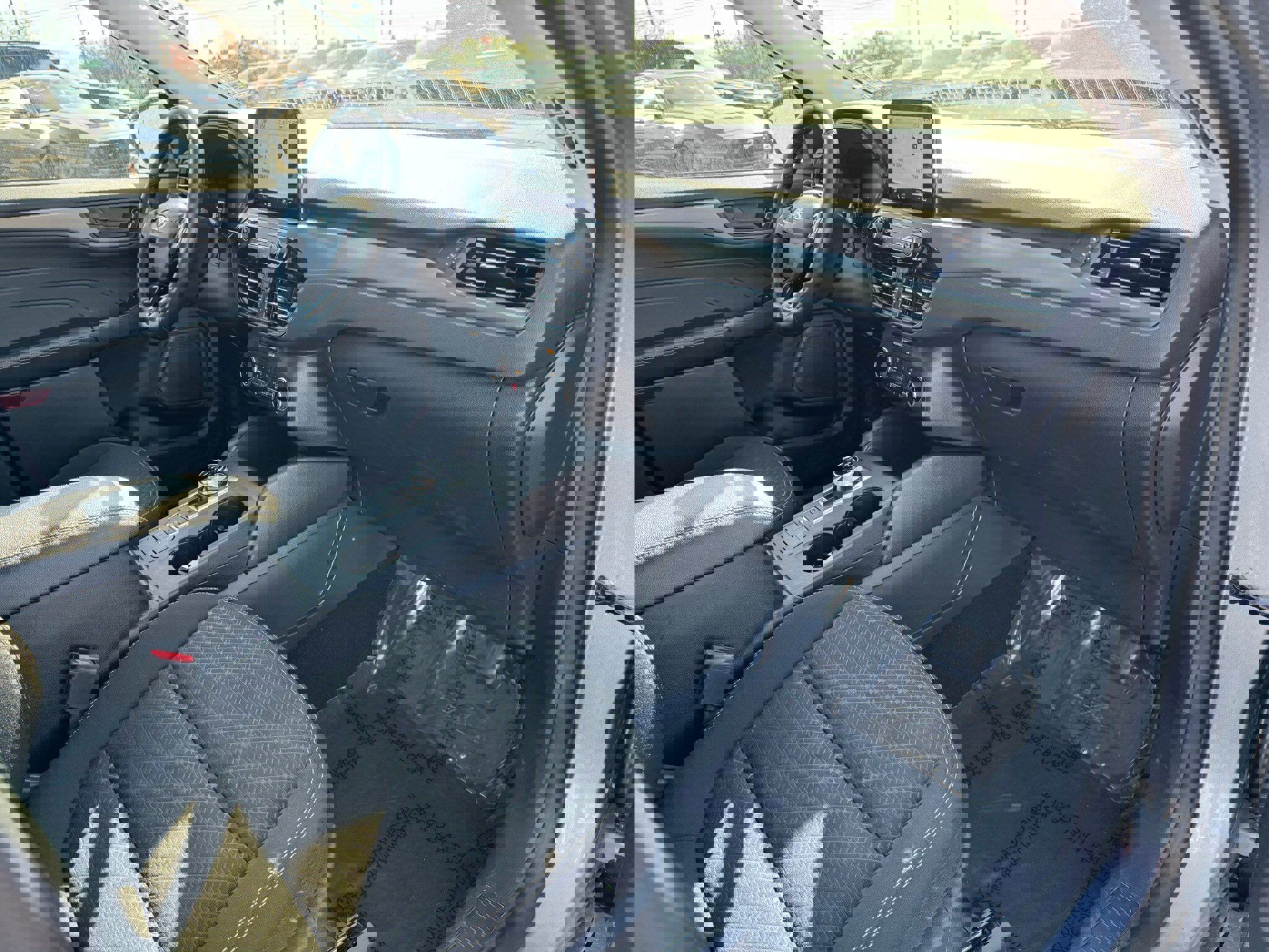 Used 2024 Ford Escape Active image 22